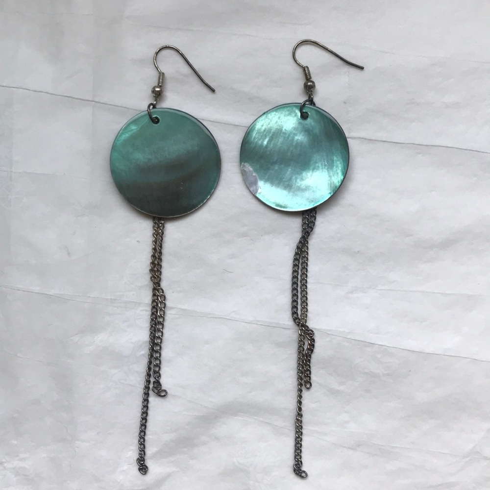 Mother of Pearl & silver chain drop dangle earring